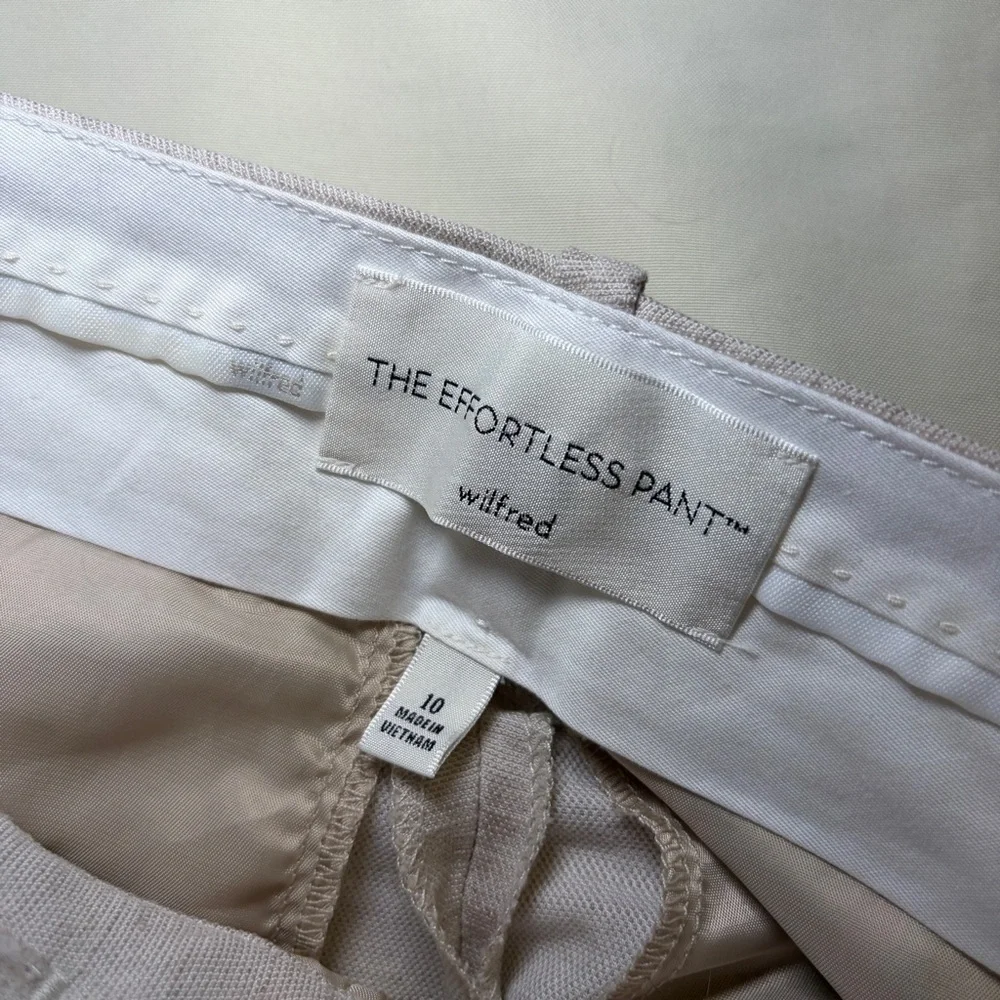 Aritzia- The Effortless Pant CruiseLinen Size 10 Natural Ecru Wide Leg Trousers